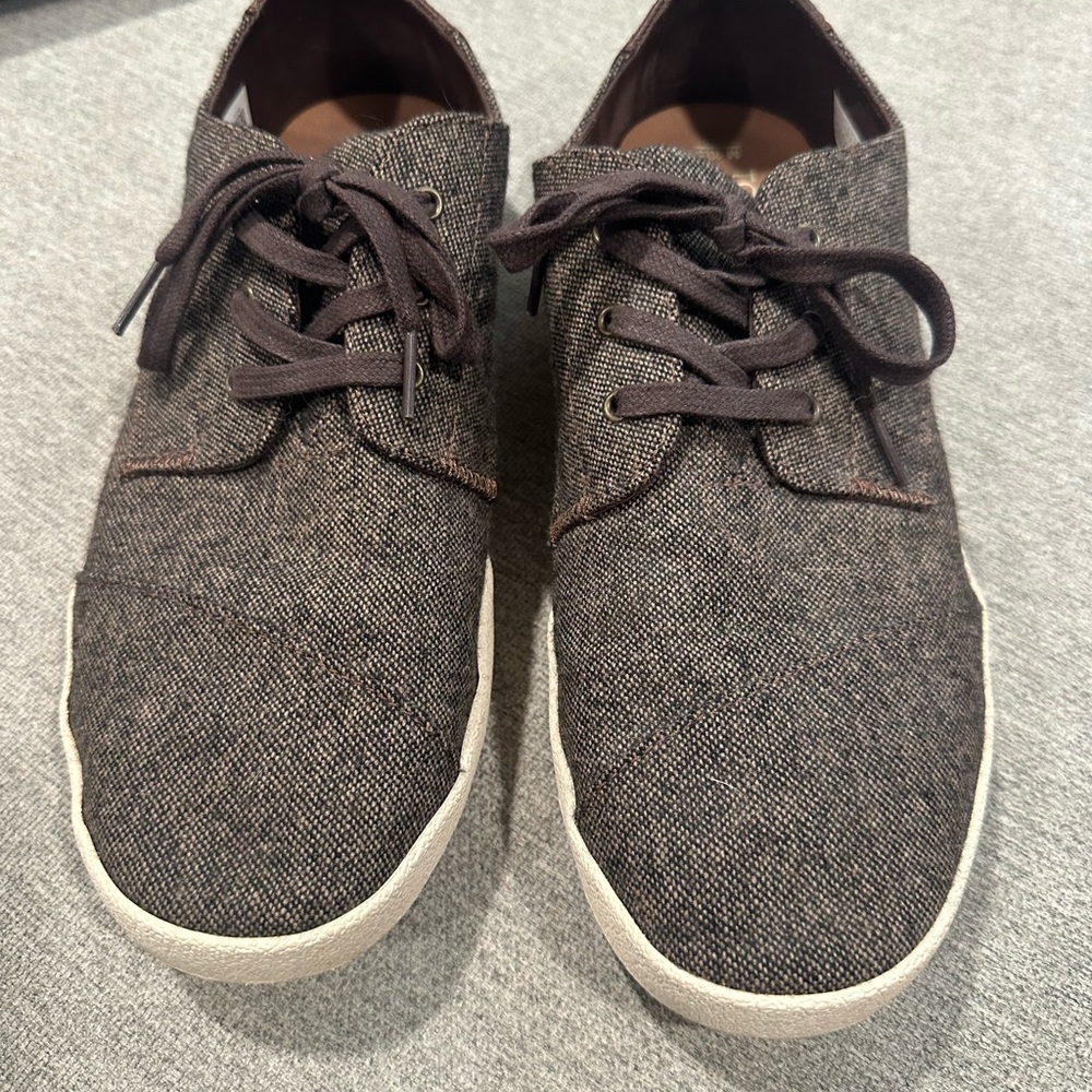 Toms Men's Brown Lace-Up Sneakers